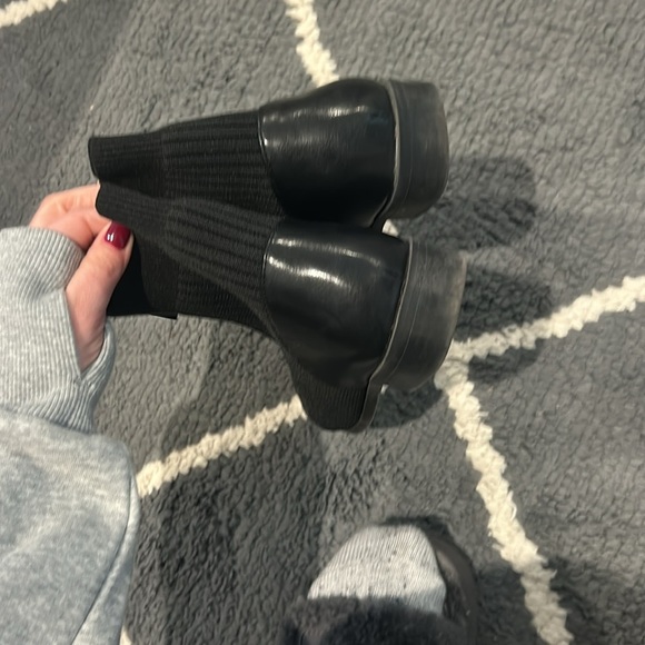 Journee Collection Bexlie Boot - Picture 7 of 12